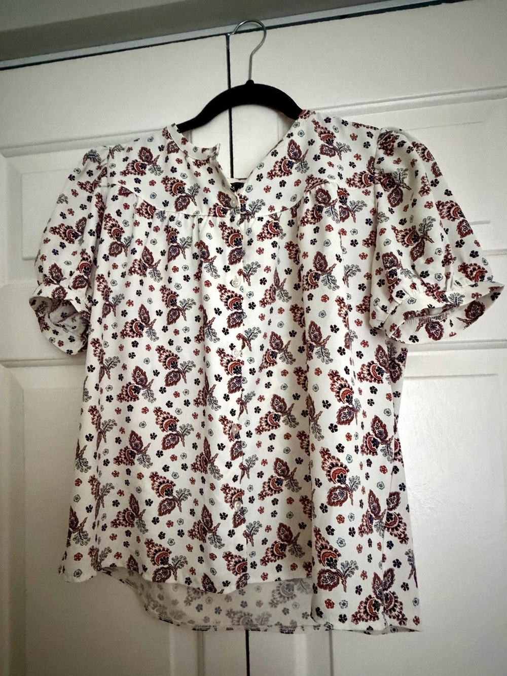 Ann Taylor Floral Patterned Blouse